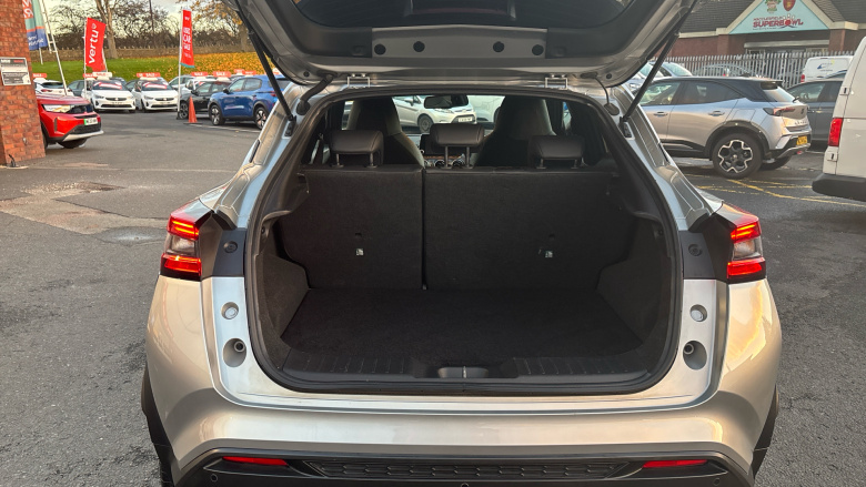 Nissan Juke 1.0 DiG-T 114 N-Connecta 5dr Petrol Hatchback